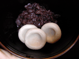 Soba zenzai, closer look